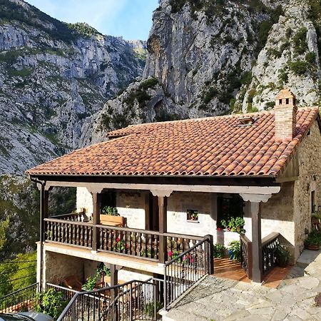 Apartmán El Portal Del Abuelo Arenas De Cabrales Exteriér fotografie