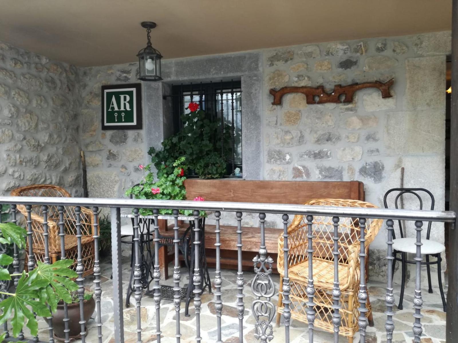 Apartmán El Portal Del Abuelo Arenas De Cabrales Exteriér fotografie