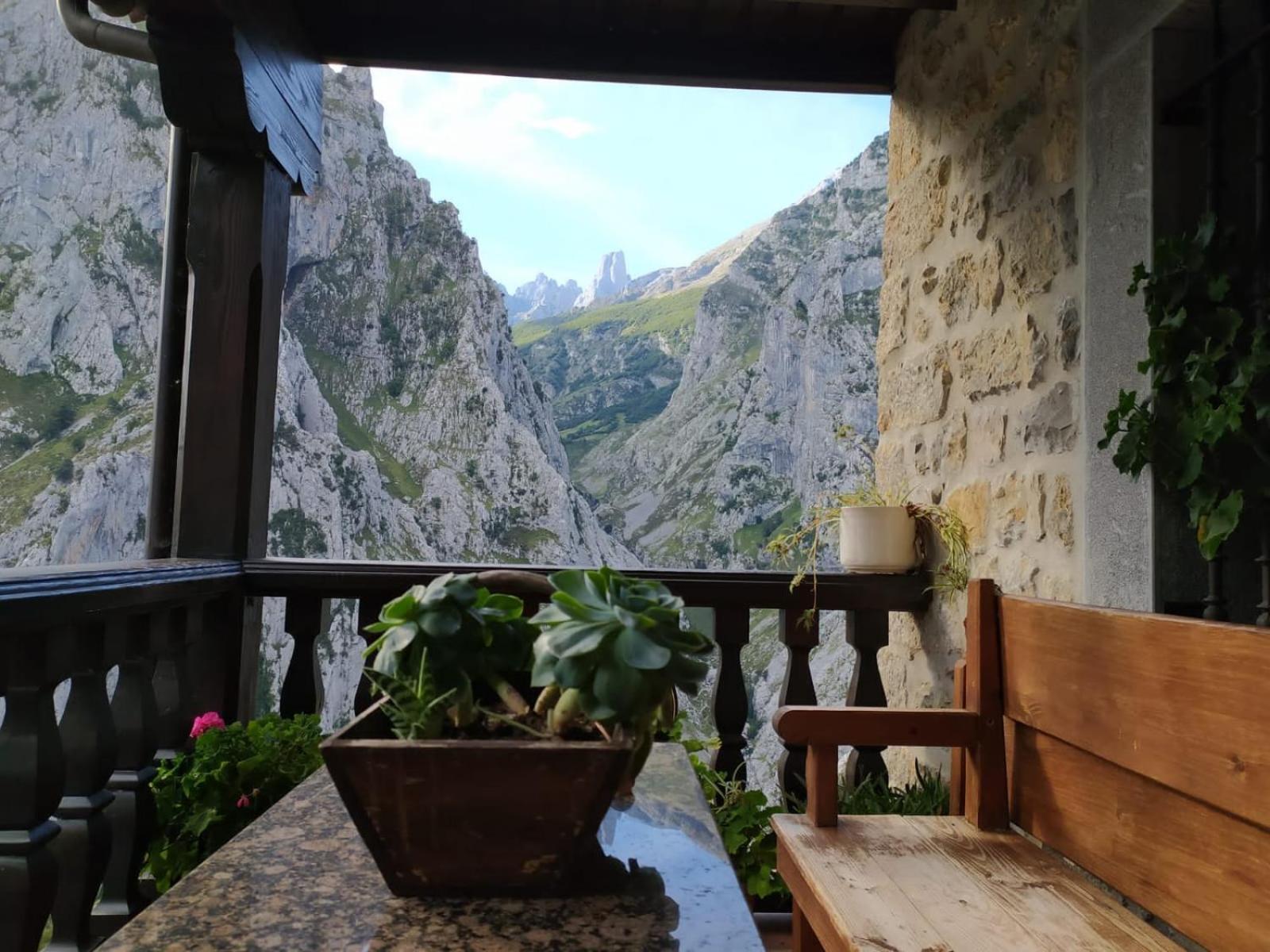 Apartmán El Portal Del Abuelo Arenas De Cabrales Exteriér fotografie
