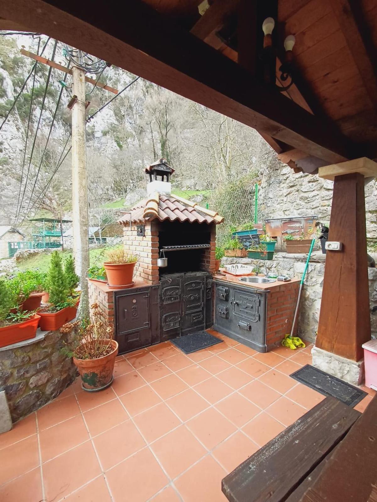 Apartmán El Portal Del Abuelo Arenas De Cabrales Exteriér fotografie