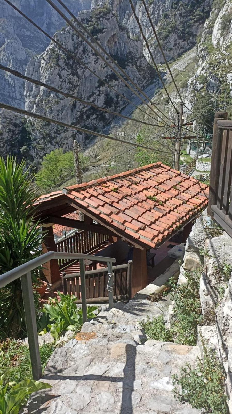 Apartmán El Portal Del Abuelo Arenas De Cabrales Exteriér fotografie